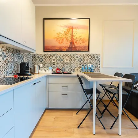 아파트 53m2 Premium Z Widokiem Na Gory, Balkon, Zachod Slonca, Parking - - Przyjaciol Ziemi Klodzkiej, Centrum Kotlina Klodzka 쿠드즈코